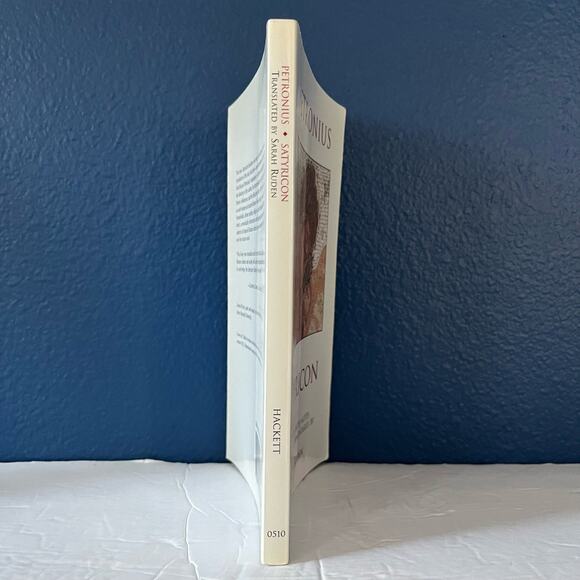 Petronius Satyricon (Hackett Classics) - Picture 3 of 8